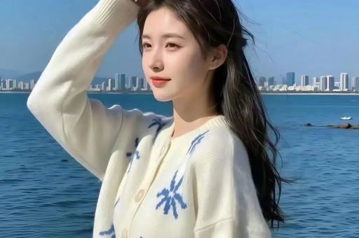 割韭菜、造富婆人设、骗钱2025年明星直播“乱象多”！