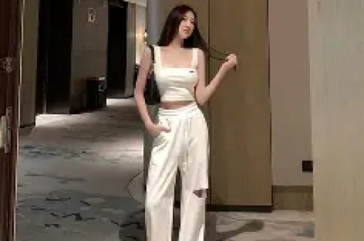 出轨风波1周鹿晗现身范志毅直播间和关晓彤分手传闻只字不提