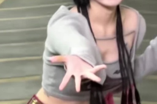 三名女生徒步送物资遭质疑莫让善意陷入反复自证