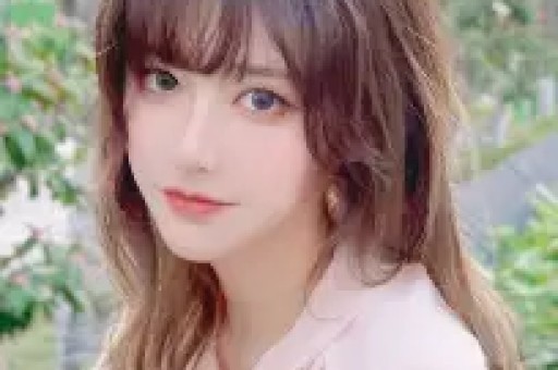 没想到出轨传闻线个月后许凯竟走上了另一条上坡路